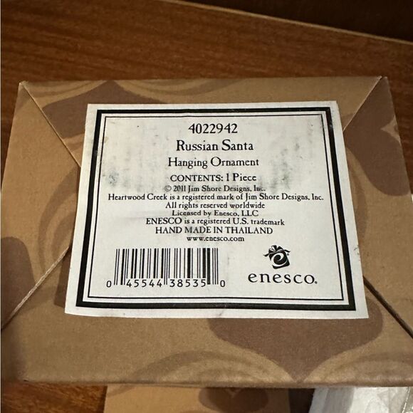 Stunning Jim Shore Russian Santa Figurine with Green and White Accents - Picture 5 of 6